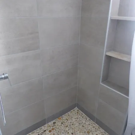 Pebbles Of Apartamento Kionion